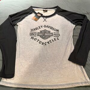 Women’s Harley-Davidson Black and Gray Long Sleeve Shirt Size Medium
